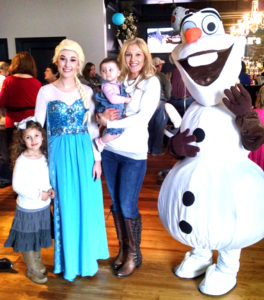 Olaf Elsa & mom & daughters
